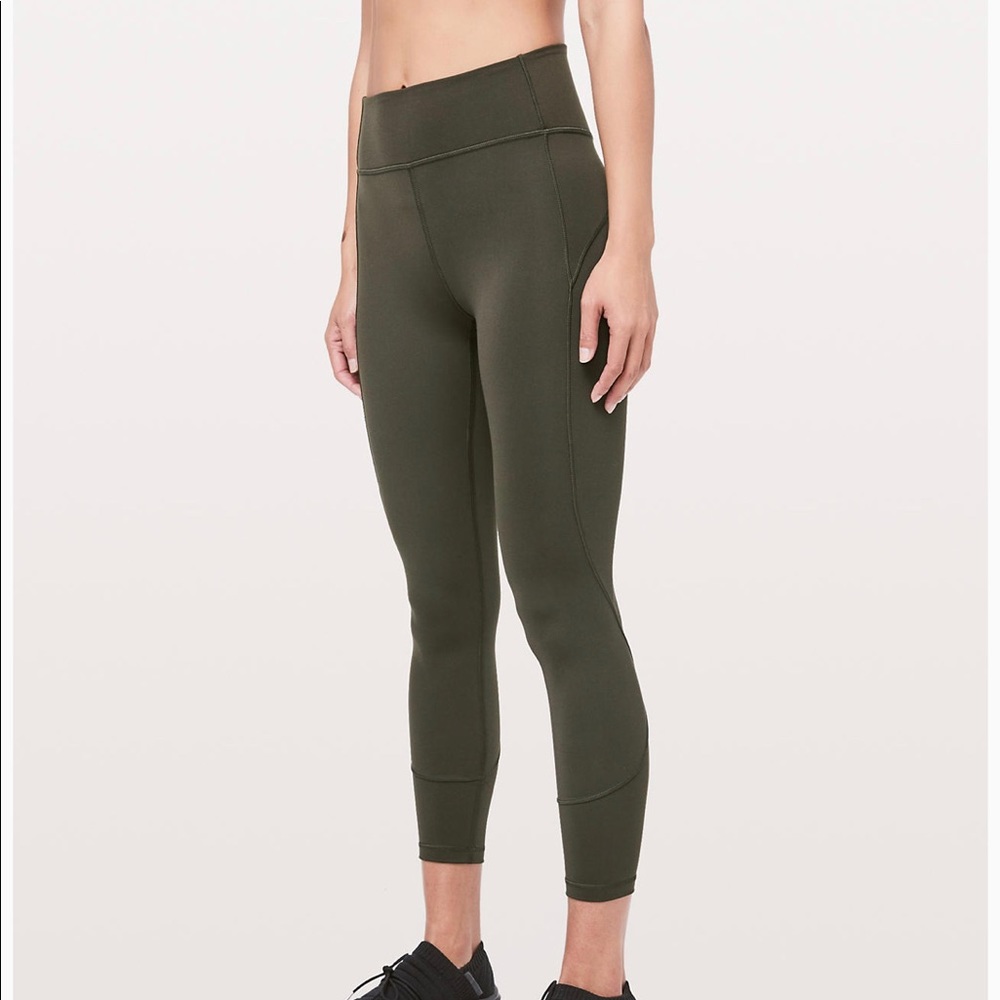 Lululemon in movement leggings
